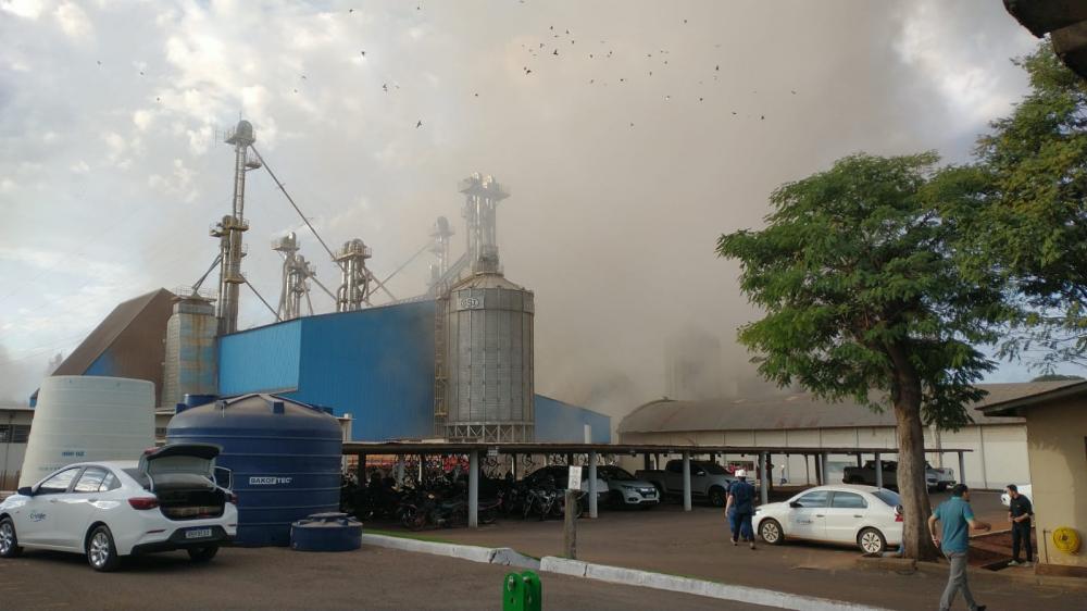 Palotina: Explosão em secador de milho da C.Vale deixa pelo menos quatro mortos