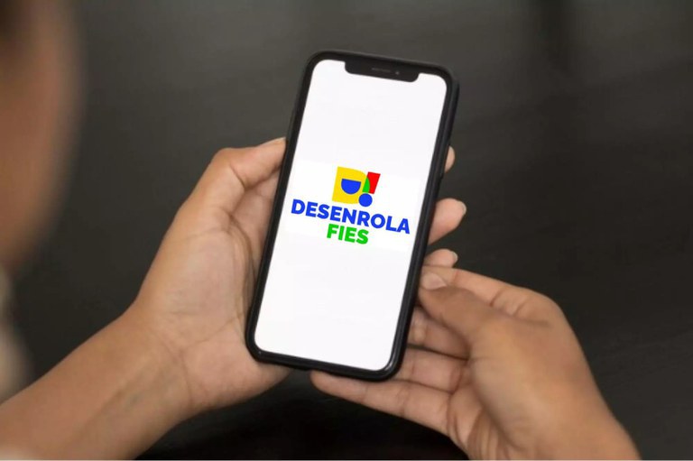 Renegociação de dívidas do Desenrola Fies termina dia 31 deste mês