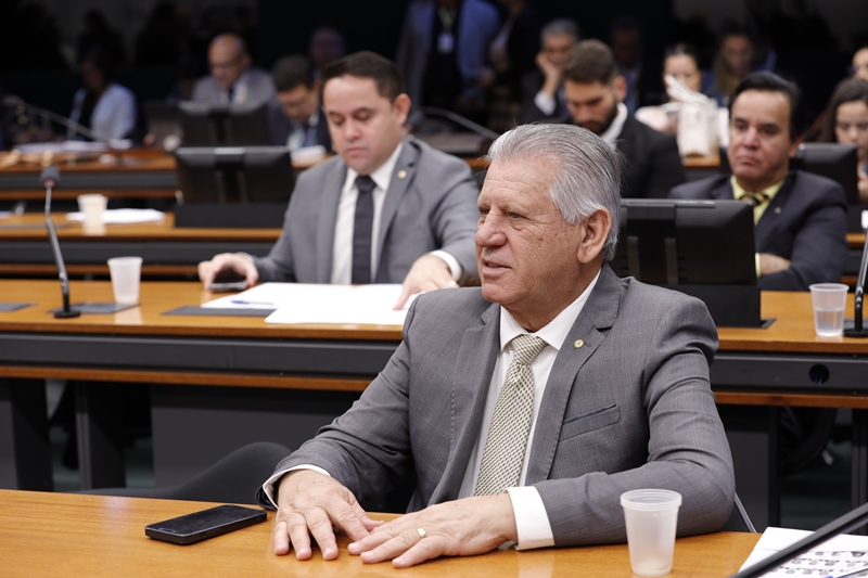 Deputado Sperafico retoma atividades no Congresso com foco nos municípios e no agro