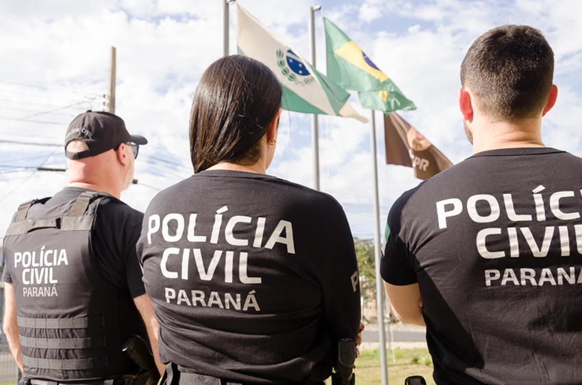 PCPR recupera caminhão e semi-reboque em Cascavel