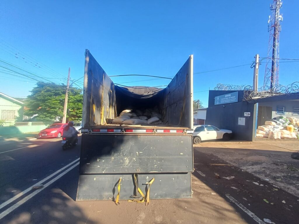 PRF apreende mais de 1,5 tonelada de maconha em perseguição na zona rural de Toledo