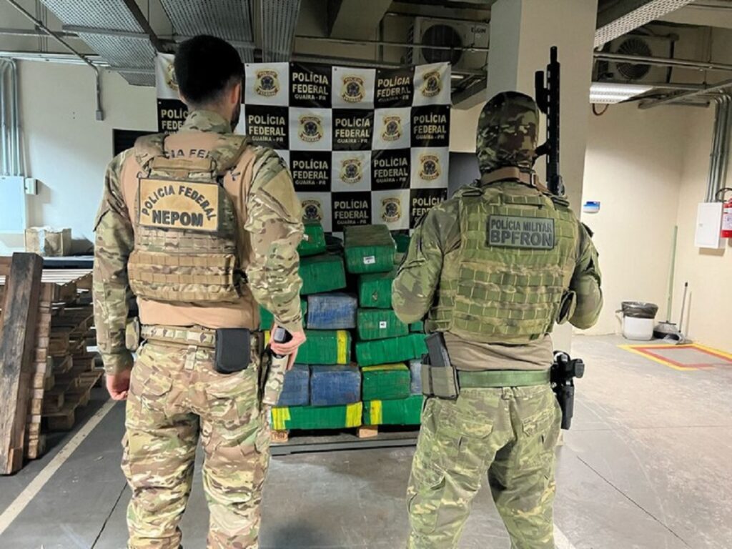 Mais de uma tonelada de maconha é apreendida em ação da PF e BPFRON no município de Mercedes