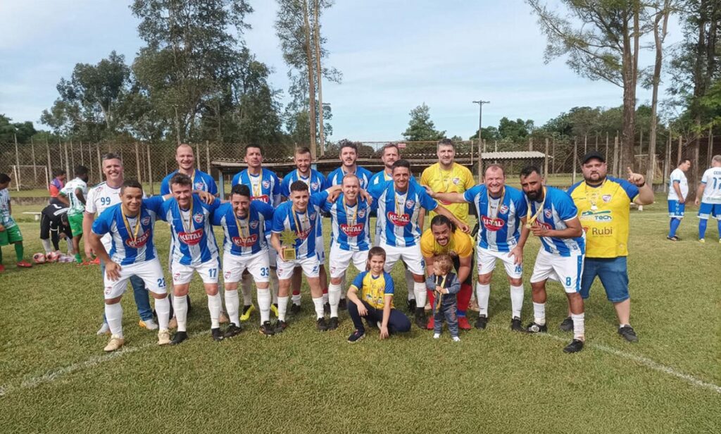 Toledo é campeão regional do 5º Paraná Bom de Bola 40+